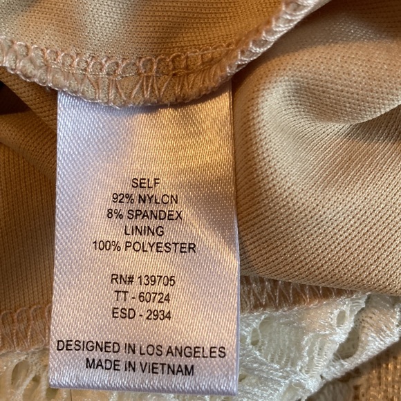 Elegant cocktail dress - Picture 7 of 12